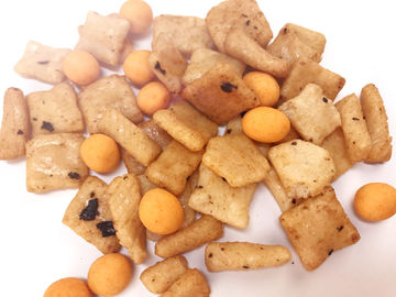 Tasty muối tinh khiết rang gạo Cracker Mix tráng đậu phộng hỗn hợp đồ ăn nhẹ