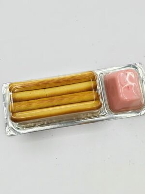 Bánh quy giòn chấm dâu tây với sốt purê dâu tây thật và tăng cường canxi, đồ ăn nhẹ cho hộp cơm trưa của trẻ em không biến đổi gen