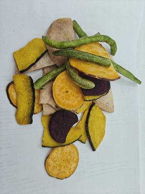 Chips trái cây và rau quả với Chips trái cây và rau quả