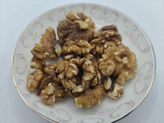 Các hạt đậu phộng không muối rang cao
