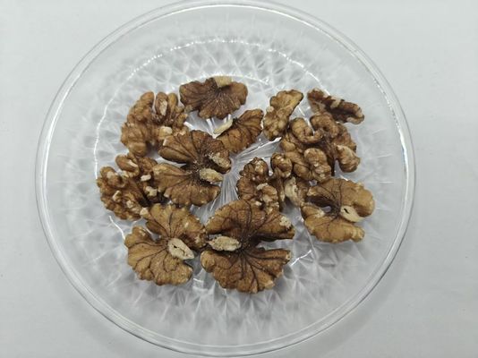 Các hạt đậu phộng không muối rang cao