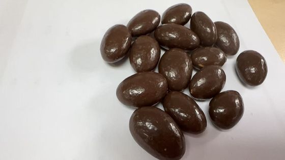 Các loại hạt có lớp sô cô la (măng) & Yogurt chocolate coated nuts (măng)
