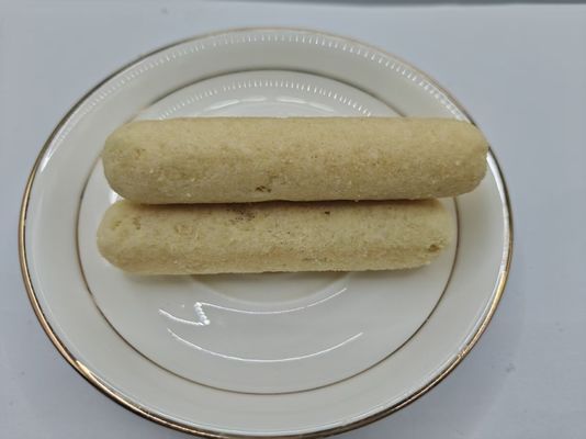 Trải nghiệm Crunch Of Milk Crispy Rolls trong túi nhựa tiện lợi