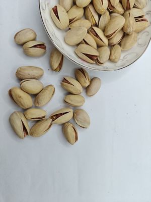 Bạch ngô nướng và muối trong vỏ