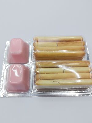 Bánh mì ngâm dâu tây với kết cấu giòn và hương vị ngọt cổ điển Bánh mì ngâm dâu tây