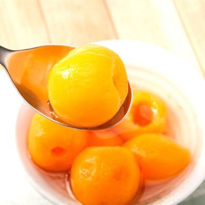 Kết cấu mềm mại hữu cơ đóng hộp trái cây, đóng hộp Loquat tươi Fruitsjelly Cup