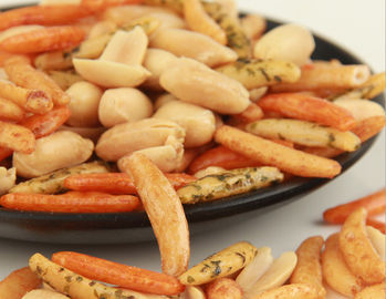 Khô / Puffering Spicy Rice Cracker Mix Vitamin chứa Calorie Kid thân thiện thấp